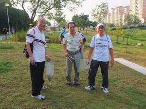 RSVP Singapore senior volunteers doing their part to clean up Singapore 